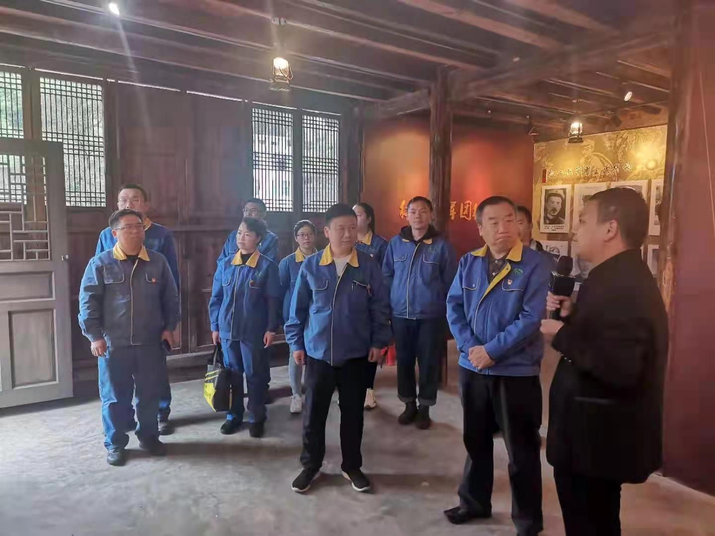 能礦錳業追尋紅軍足跡謀新局