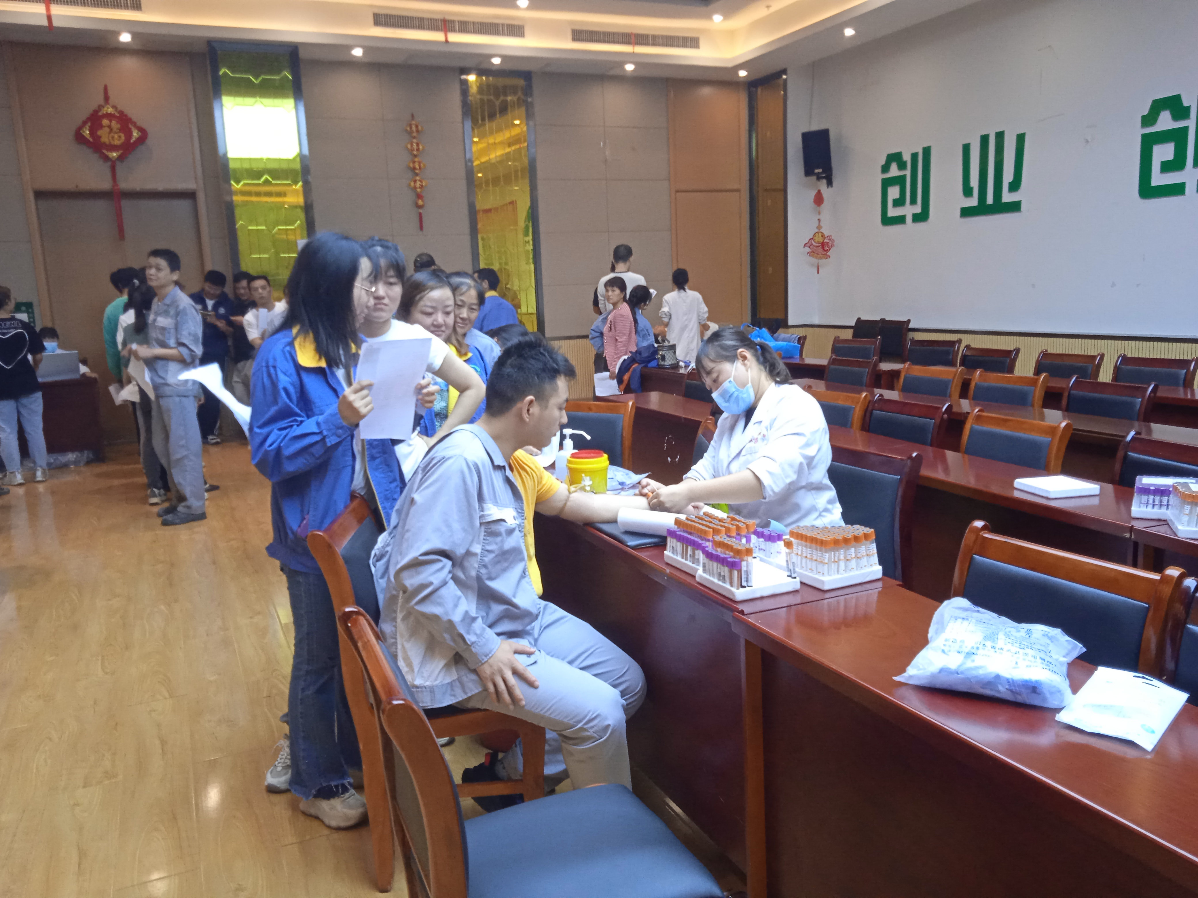 能礦錳業：為38名女工篩查“兩癌”、443名職工進行職業健康體檢