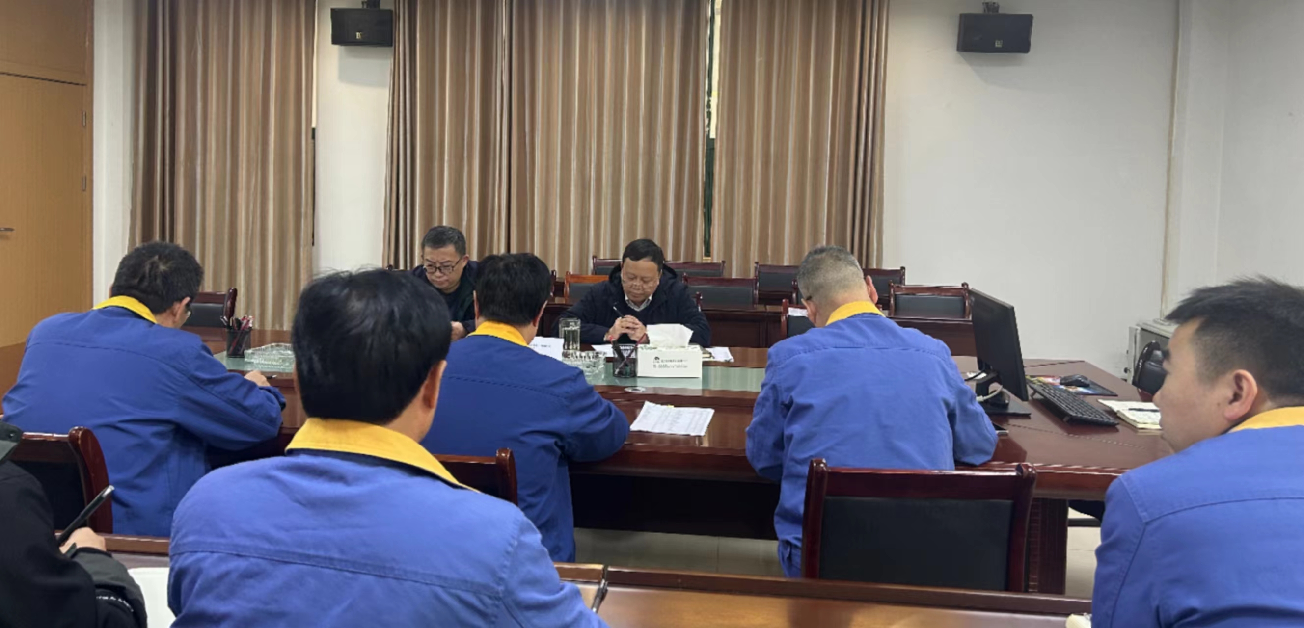 集團外部董事李宗喜到能礦錳業調研生產經營工作