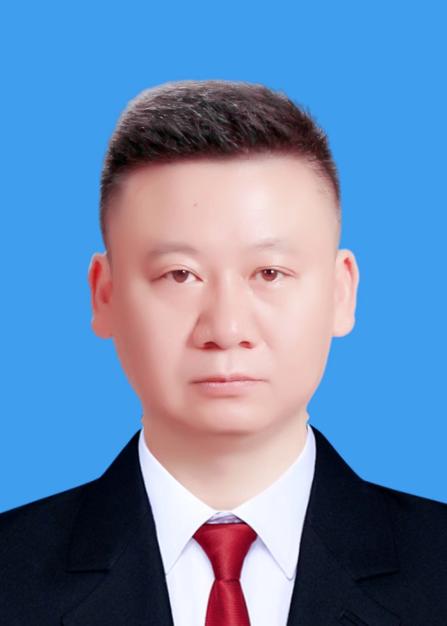 楊曲波 黨委副書記、總經理